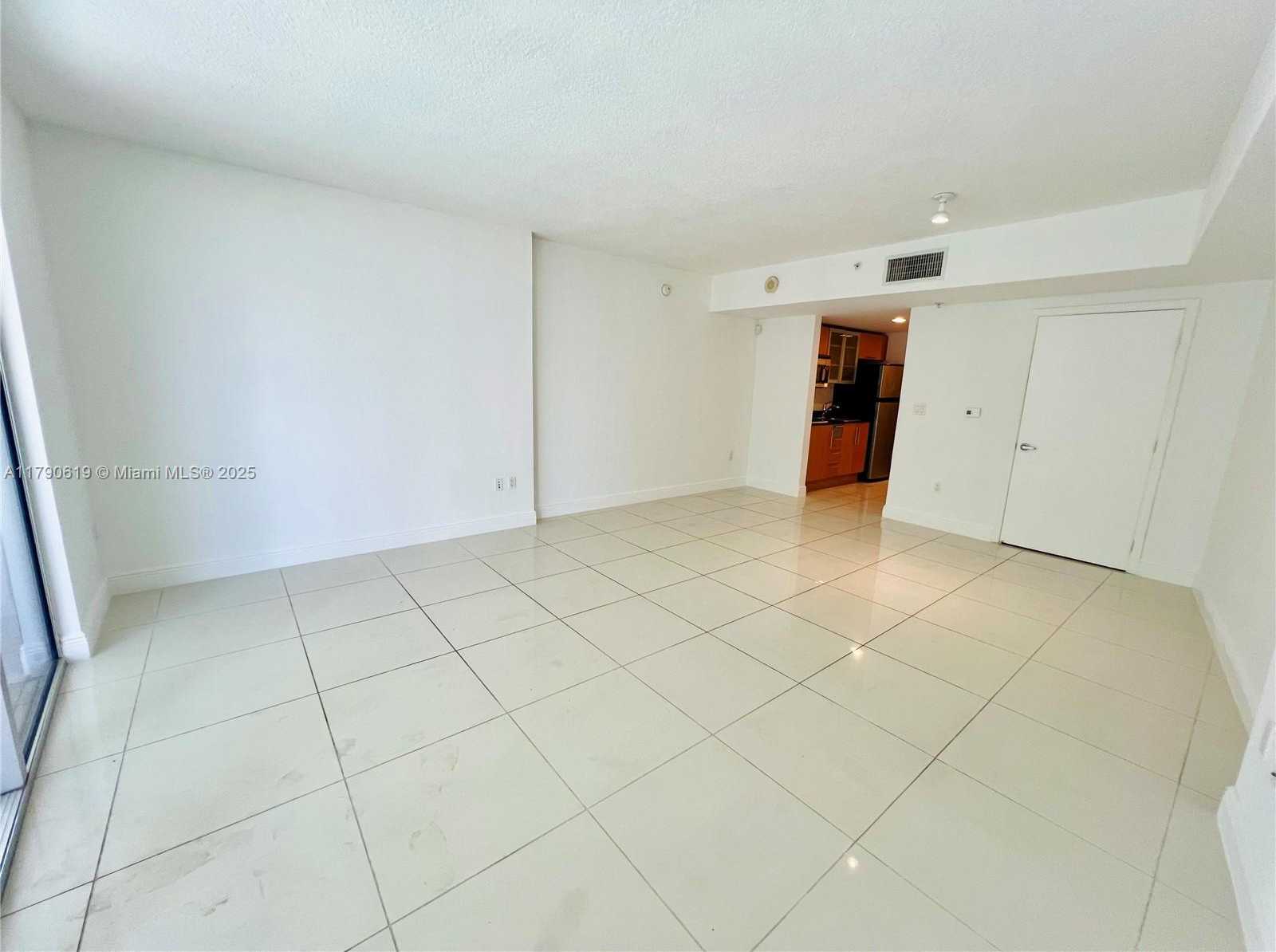 Small Image of 1750 NORTH BAYSHORE DR #1607, Miami Number 6