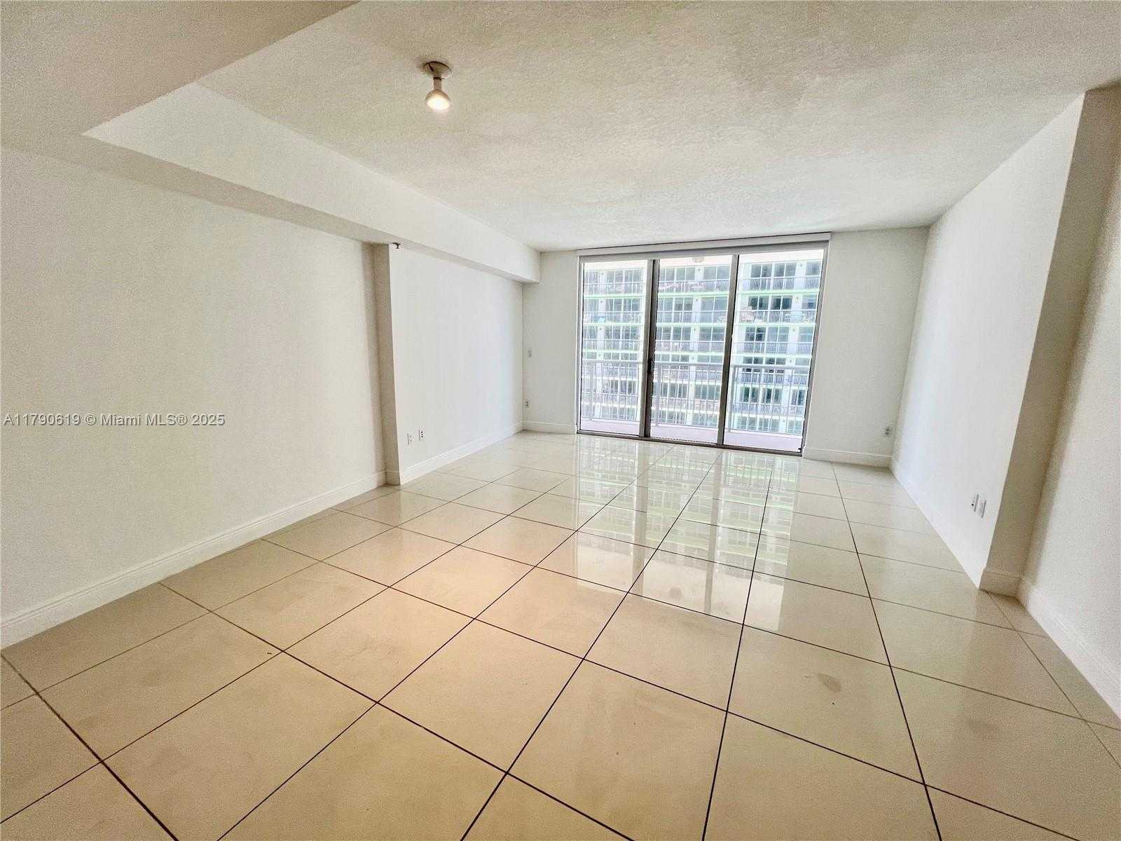 Small Image of 1750 NORTH BAYSHORE DR #1607, Miami Number 7