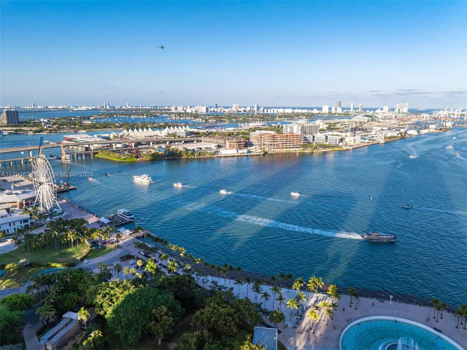 Small Image of 50 BISCAYNE BLVD #4004, Miami Number 12