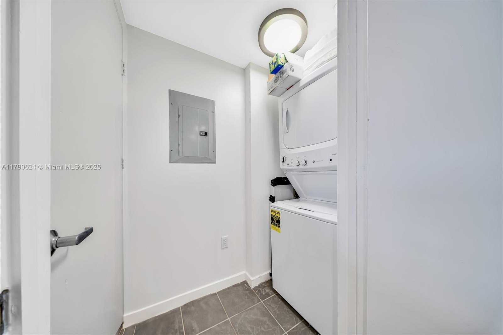 Small Image of 50 BISCAYNE BLVD #4004, Miami Number 16