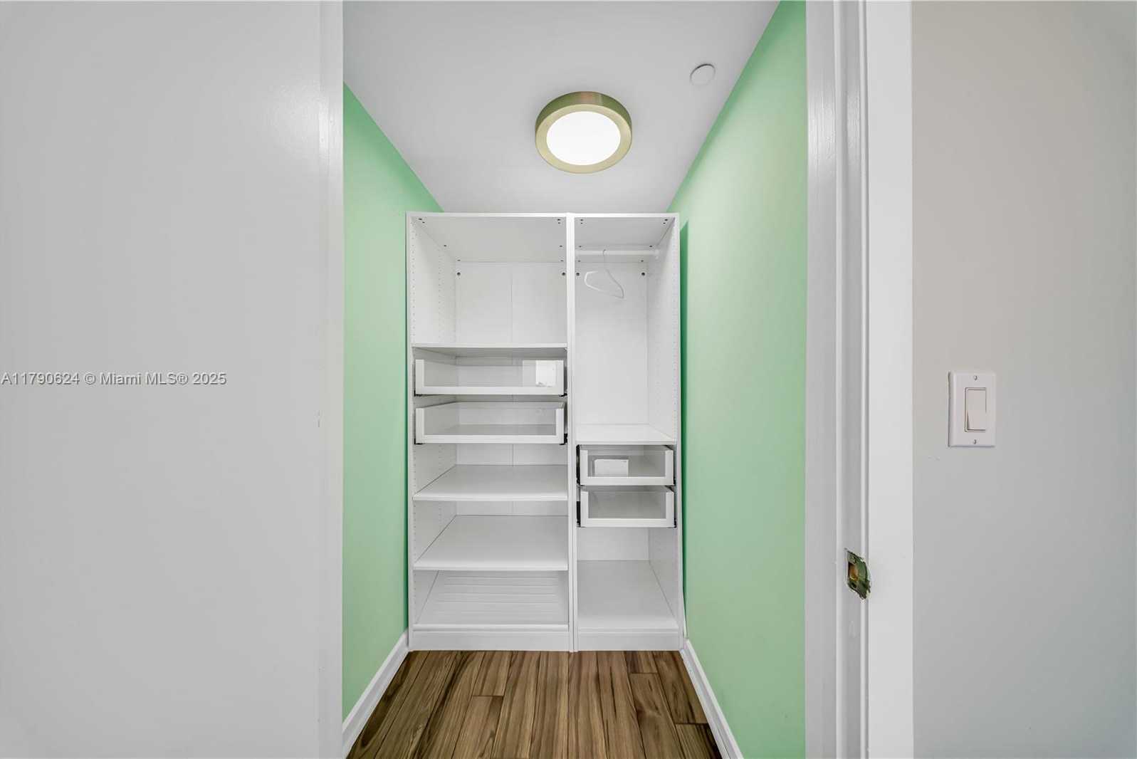 Small Image of 50 BISCAYNE BLVD #4004, Miami Number 20