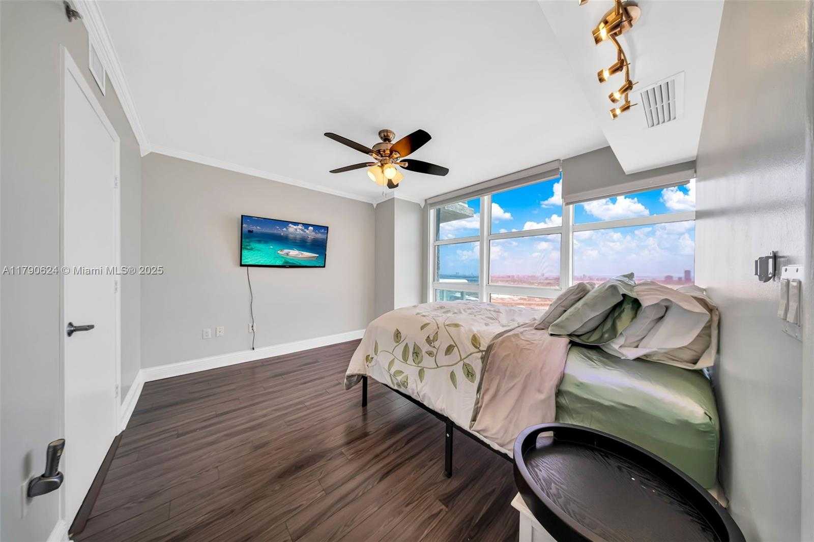 Small Image of 50 BISCAYNE BLVD #4004, Miami Number 23
