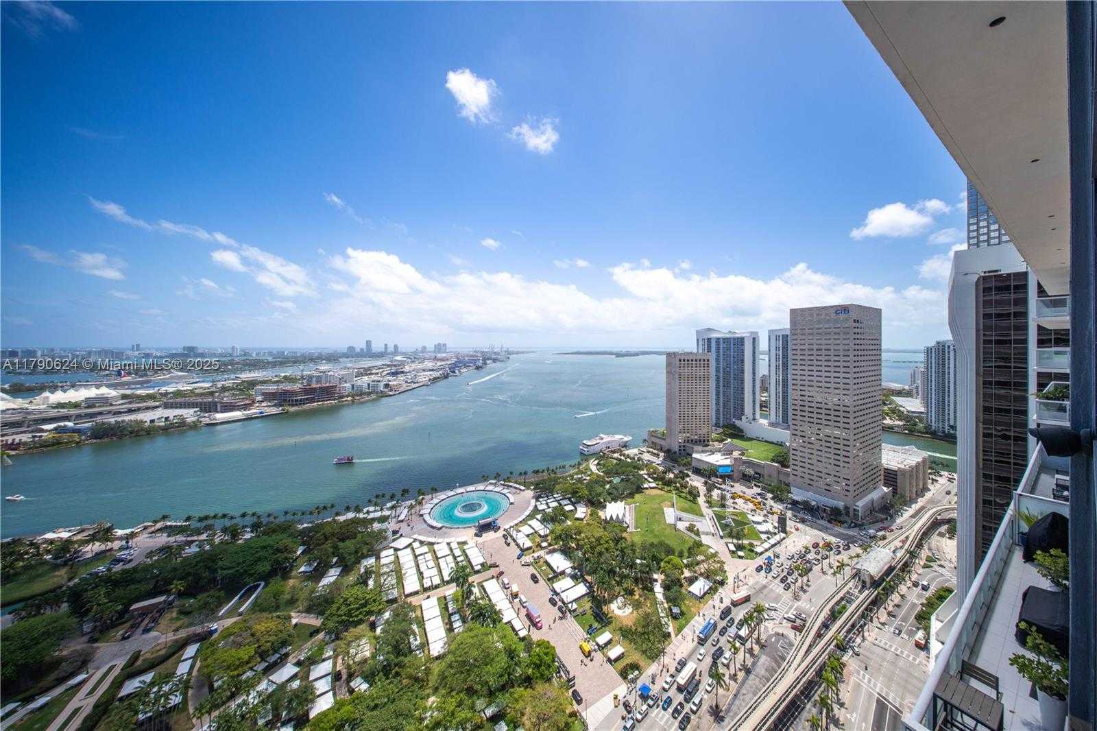 Small Image of 50 BISCAYNE BLVD #4004, Miami Number 25