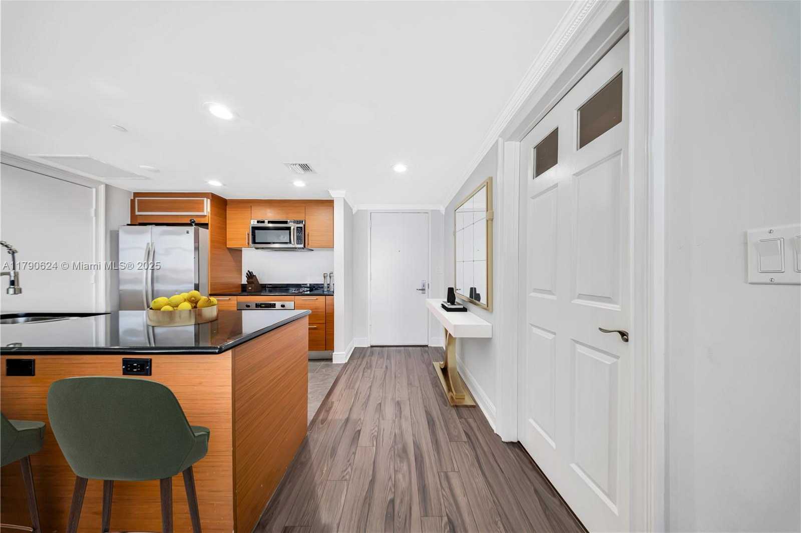 Small Image of 50 BISCAYNE BLVD #4004, Miami Number 6