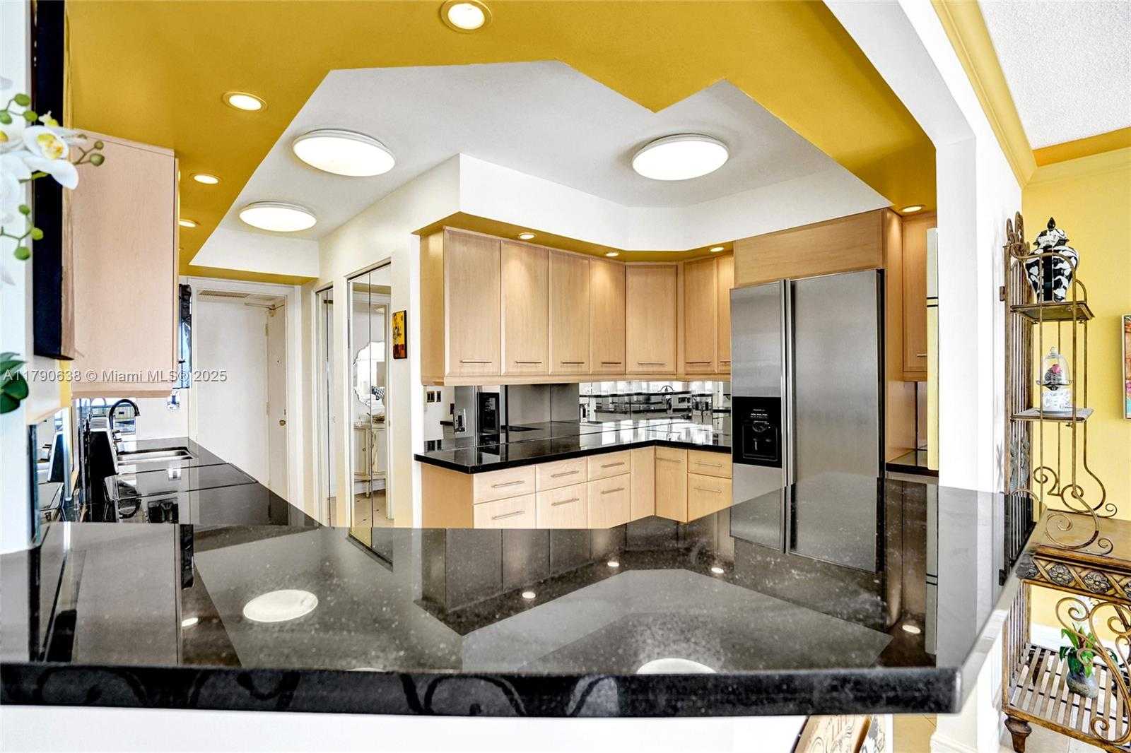 Small Image of 3500 GALT OCEAN DR #1007, Fort Lauderdale Number 9