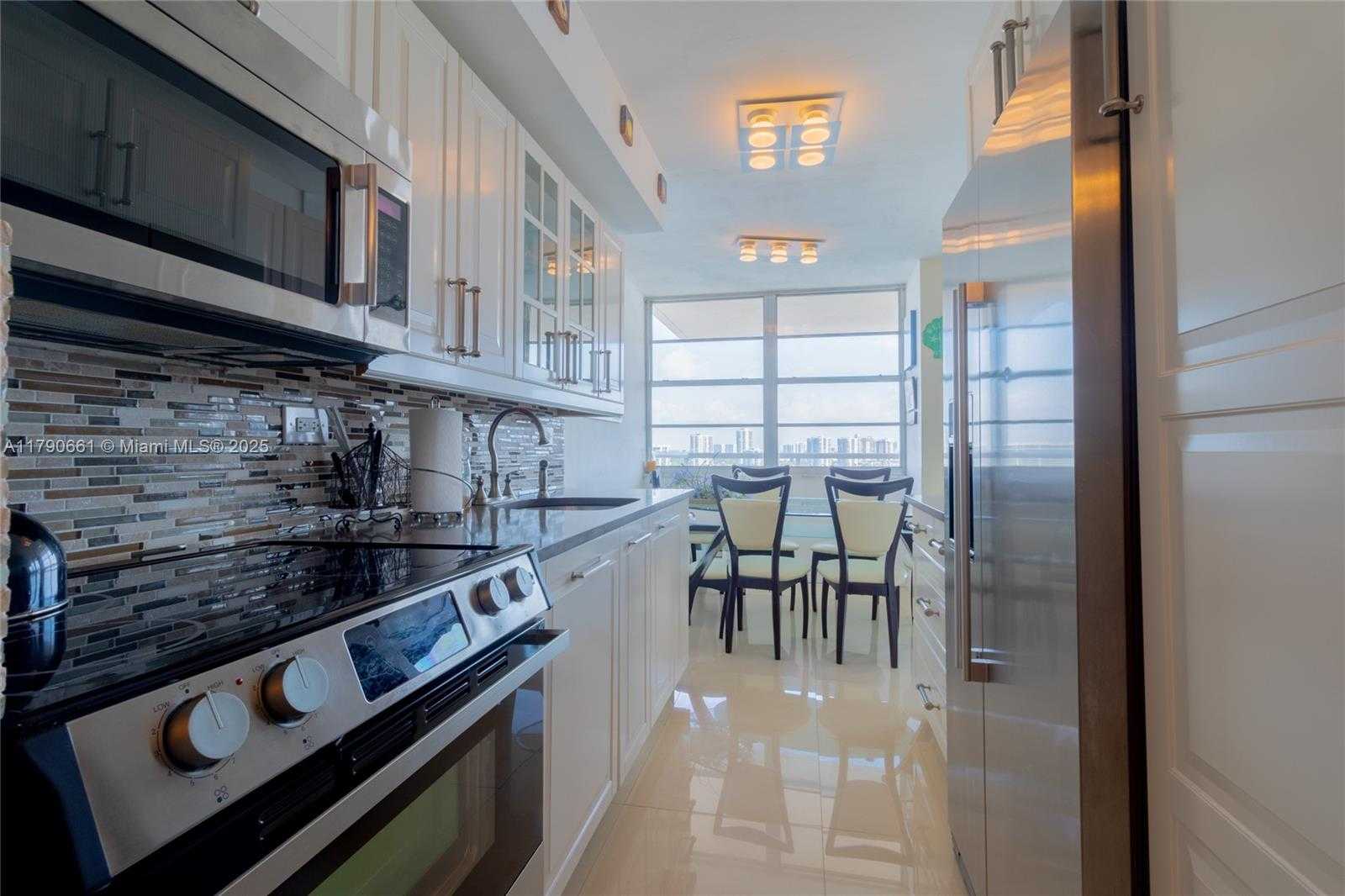 Small Image of 251 174TH ST #2219, Sunny Isles Beach Number 22