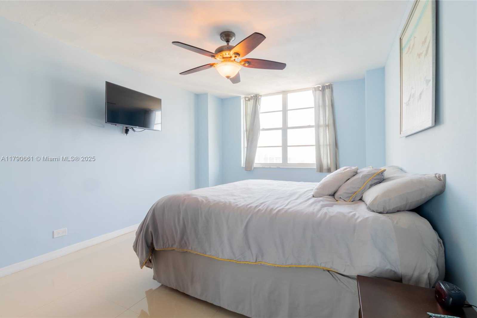Small Image of 251 174TH ST #2219, Sunny Isles Beach Number 31