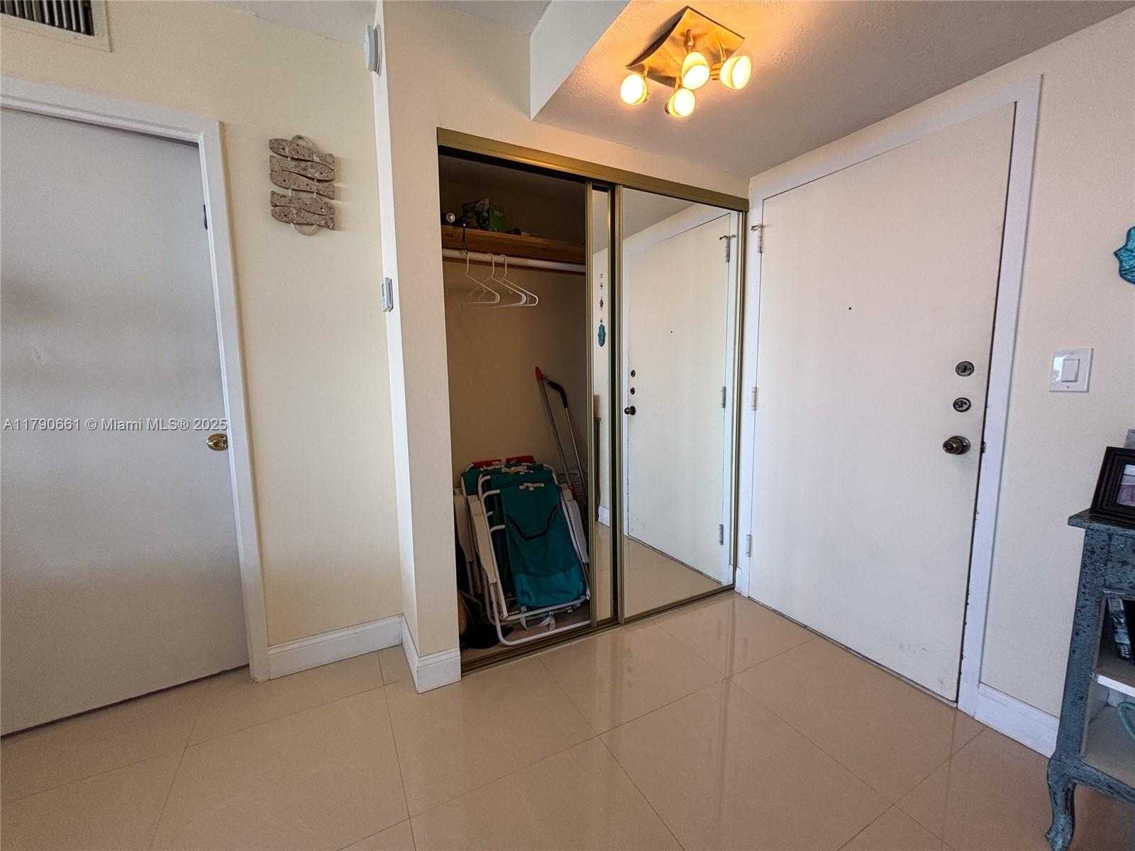 Small Image of 251 174TH ST #2219, Sunny Isles Beach Number 9