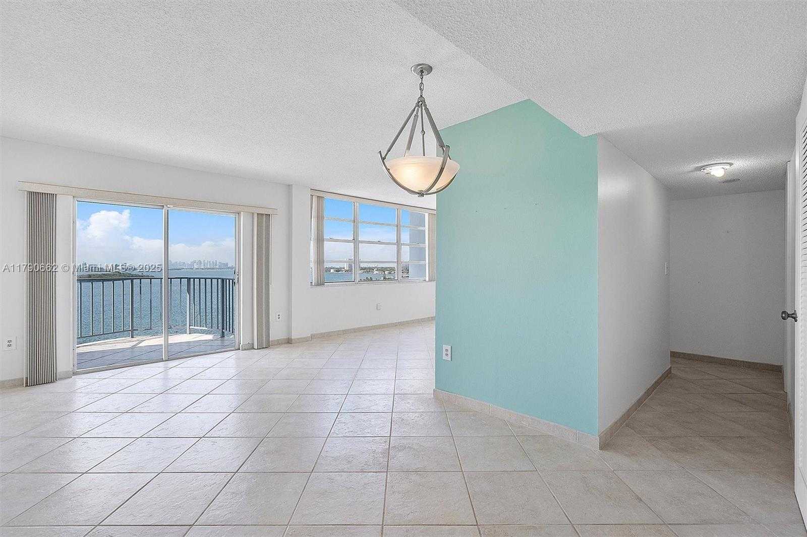 Small Image of 11930 NORTH BAYSHORE DR #1007, North Miami Number 15
