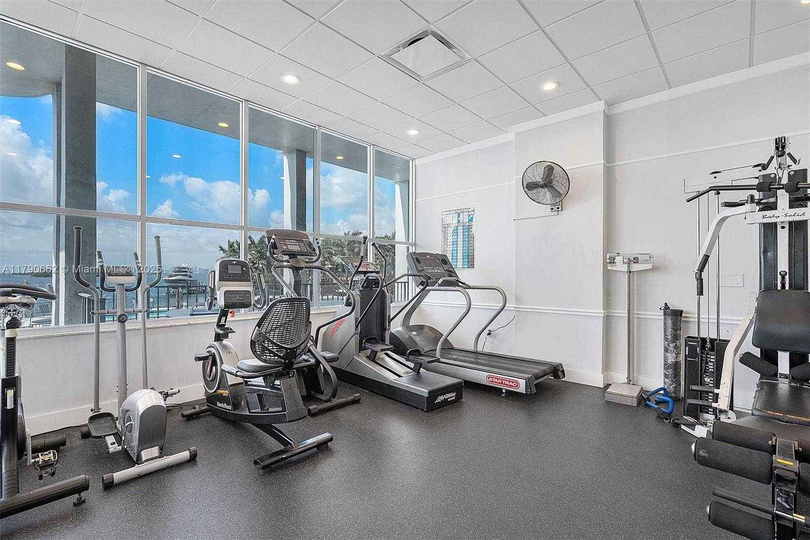 Small Image of 11930 NORTH BAYSHORE DR #1007, North Miami Number 37