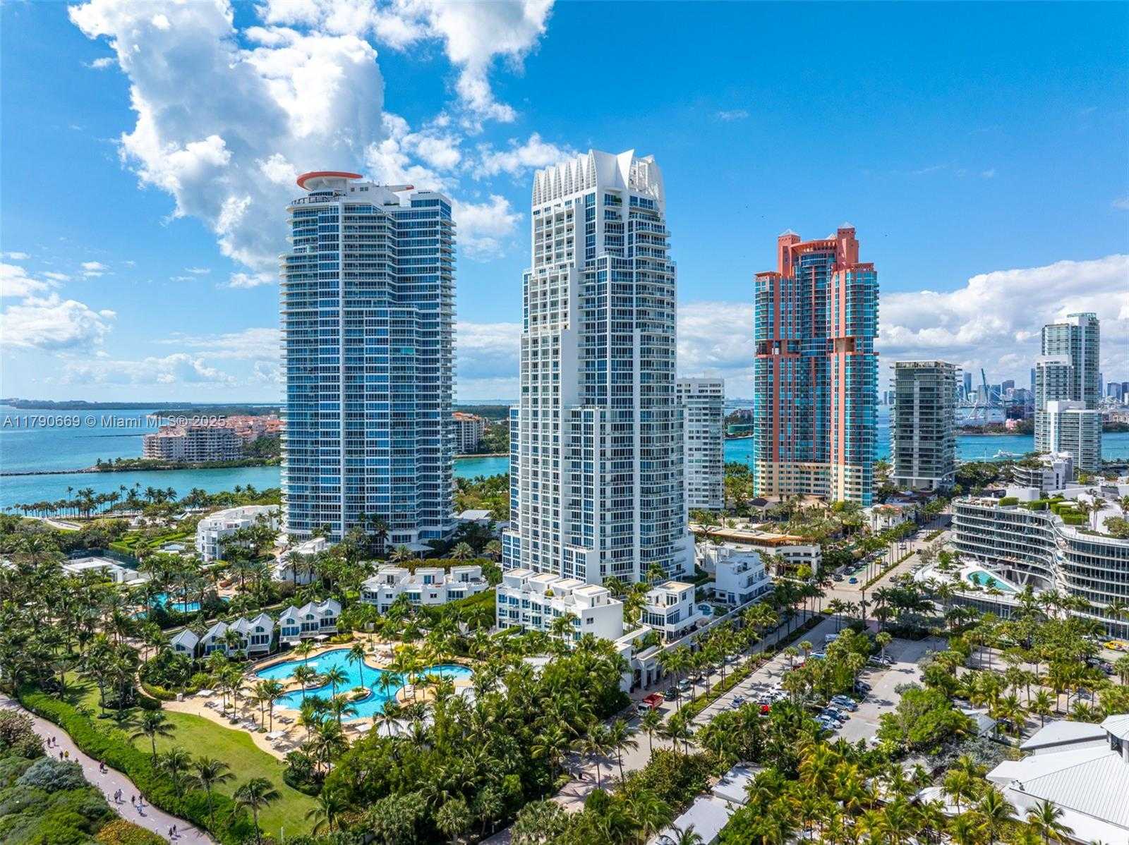 Small Image of 50 SOUTH POINTE DR #2801, Miami Beach Number 28
