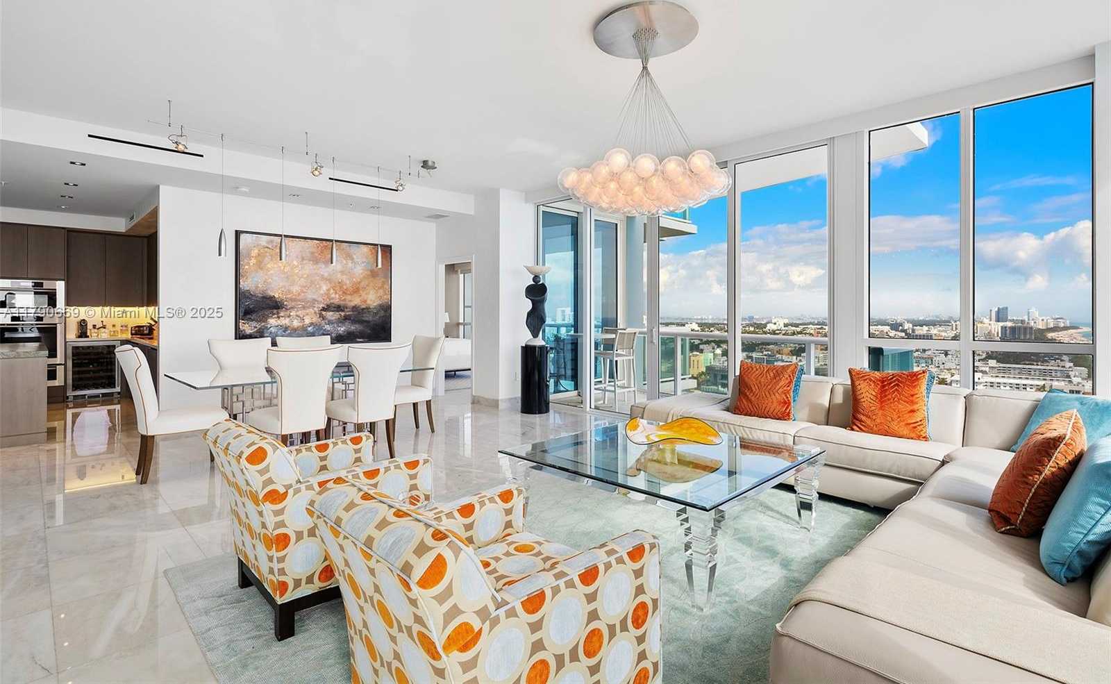 Small Image of 50 SOUTH POINTE DR #2801, Miami Beach Number 5