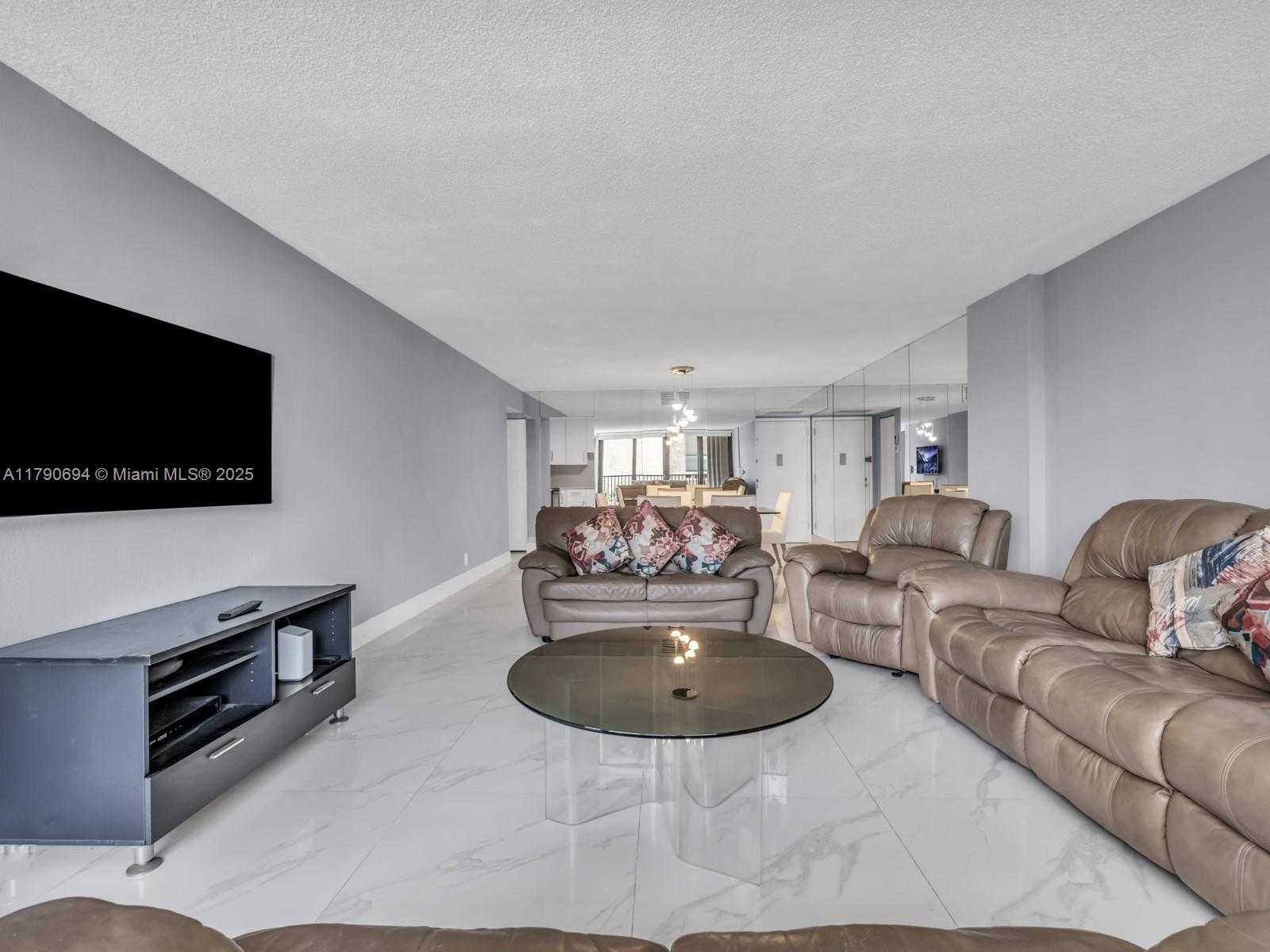 Small Image of 2101 SOUTH OCEAN DR #401, Hollywood Number 12