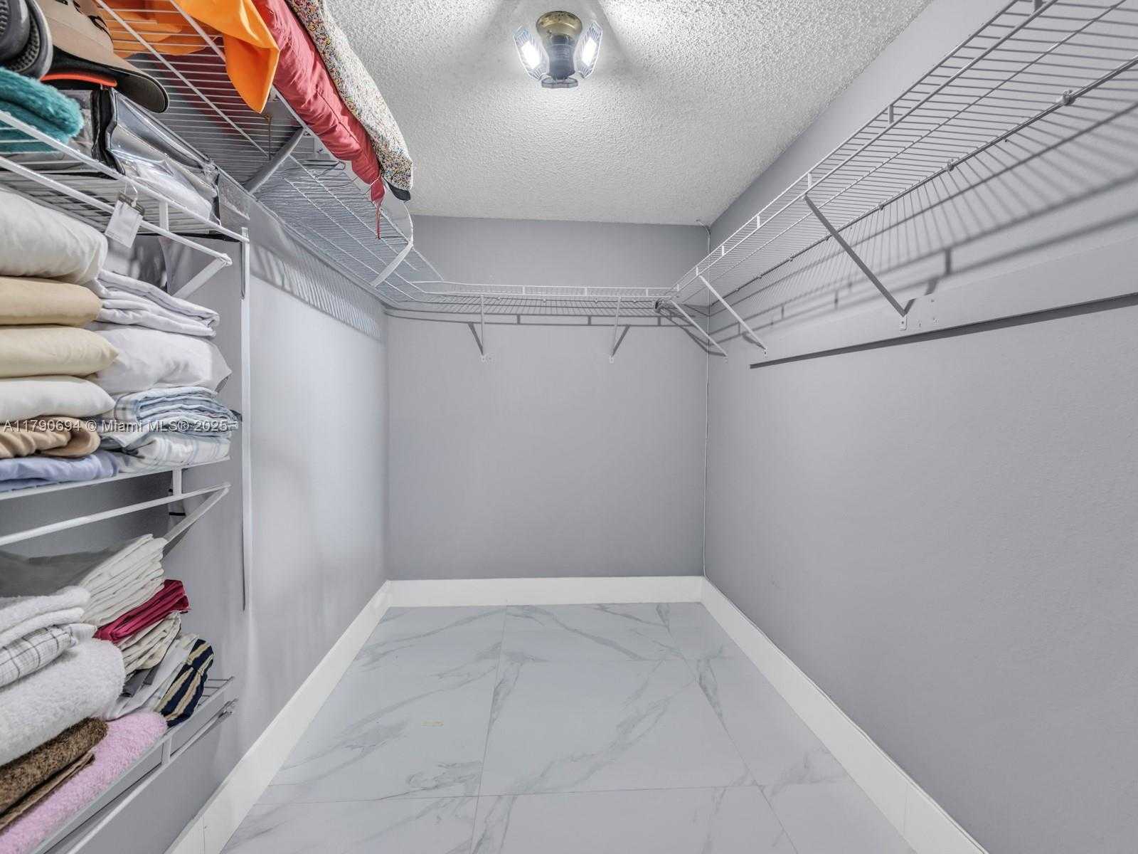 Small Image of 2101 SOUTH OCEAN DR #401, Hollywood Number 23