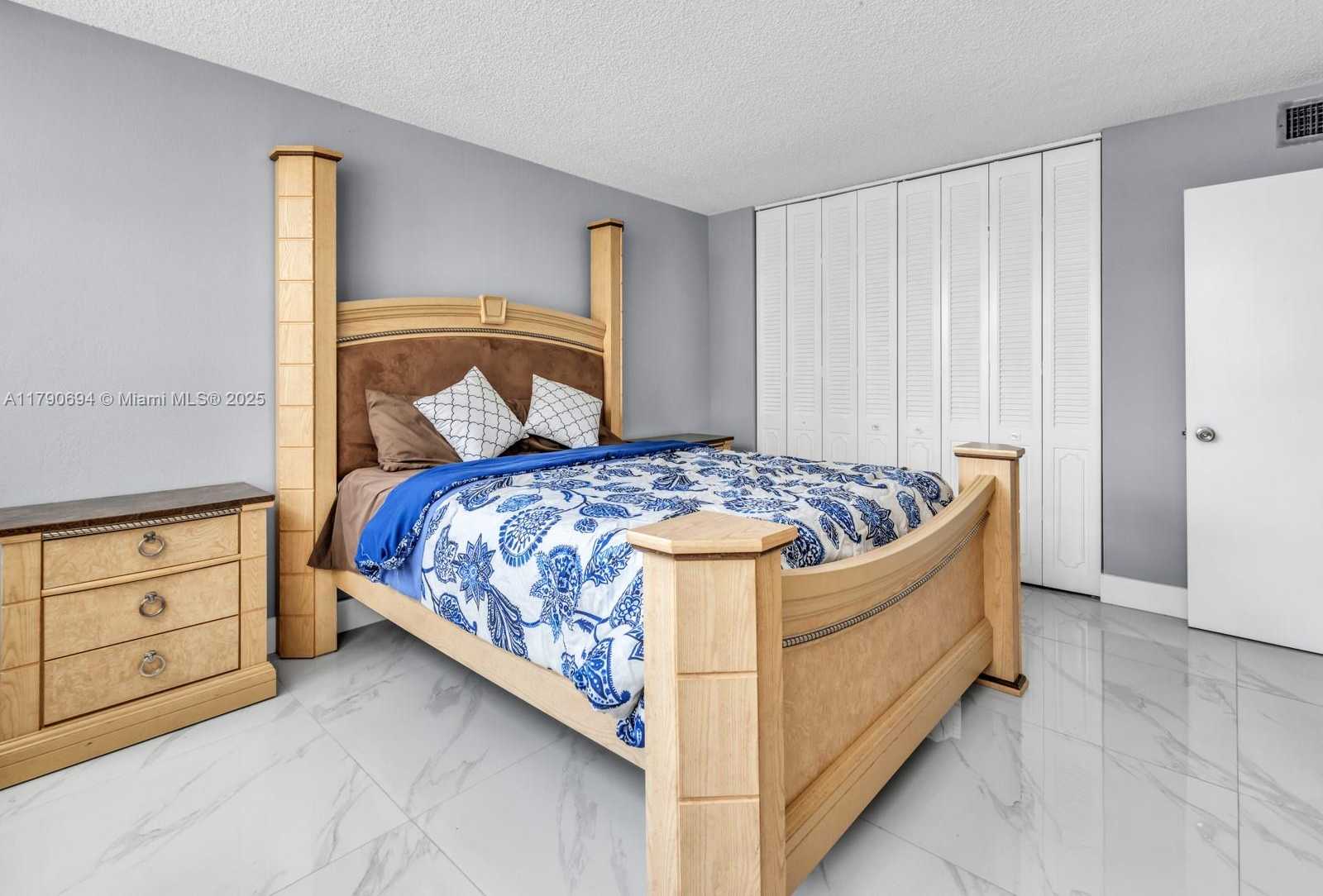 Small Image of 2101 SOUTH OCEAN DR #401, Hollywood Number 28