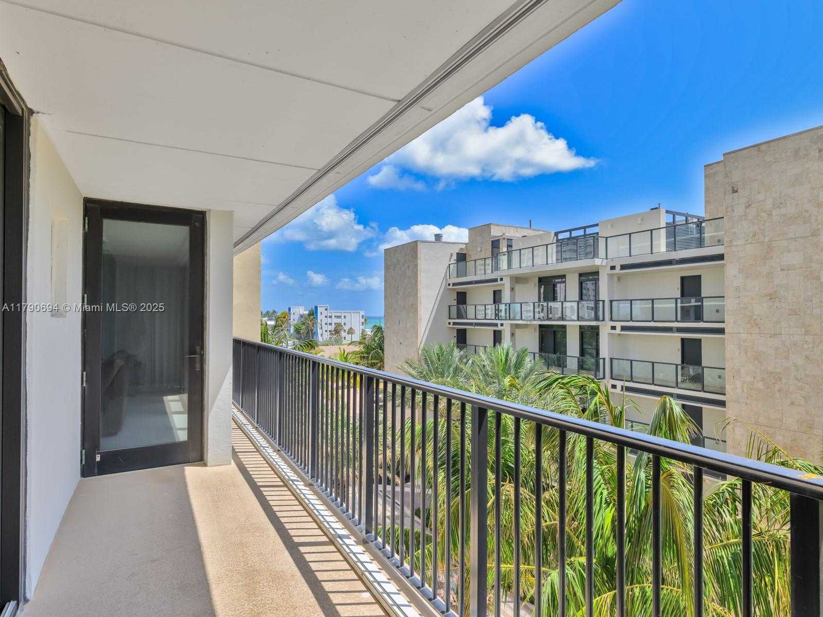 Small Image of 2101 SOUTH OCEAN DR #401, Hollywood Number 32
