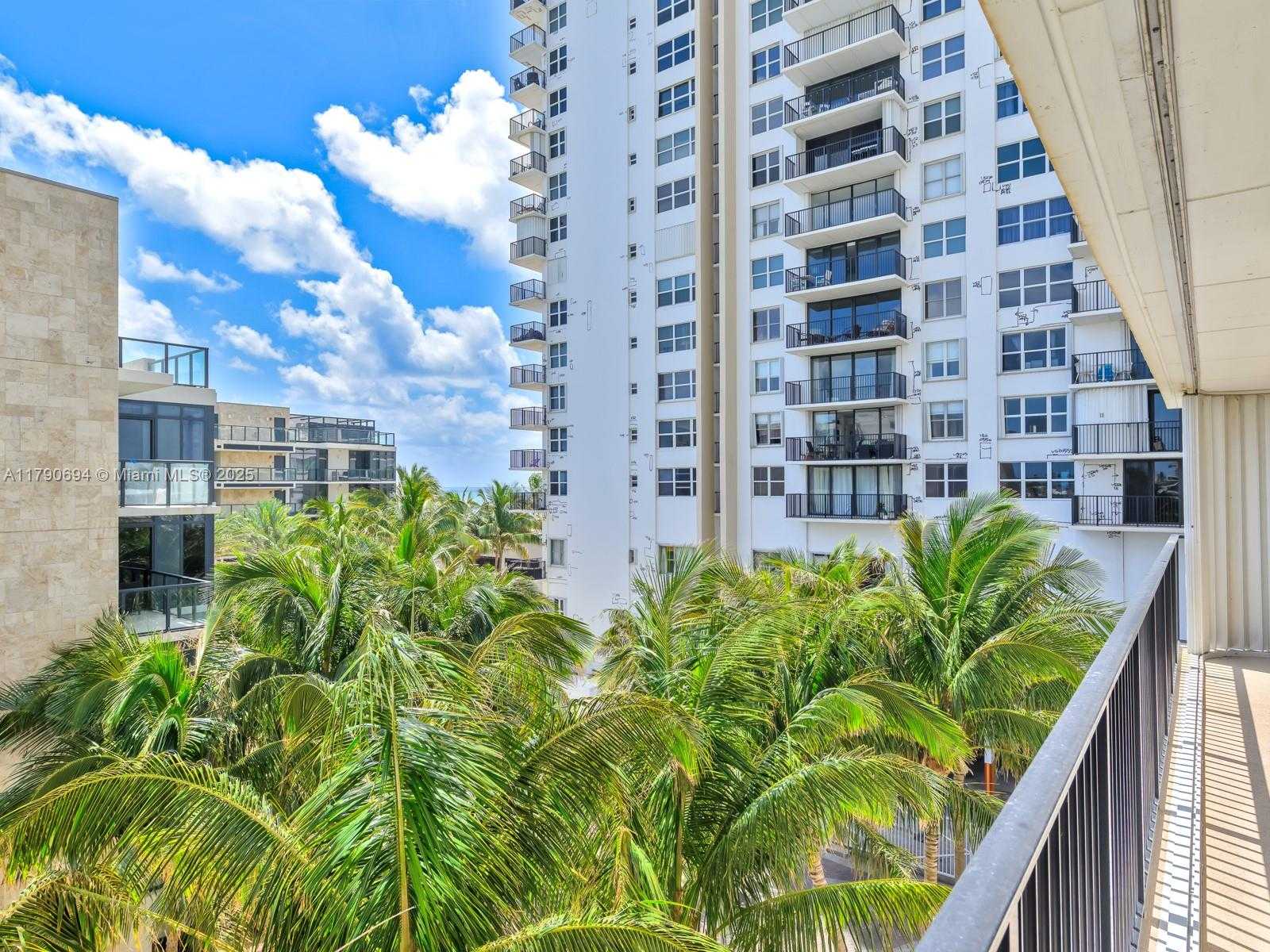 Small Image of 2101 SOUTH OCEAN DR #401, Hollywood Number 38