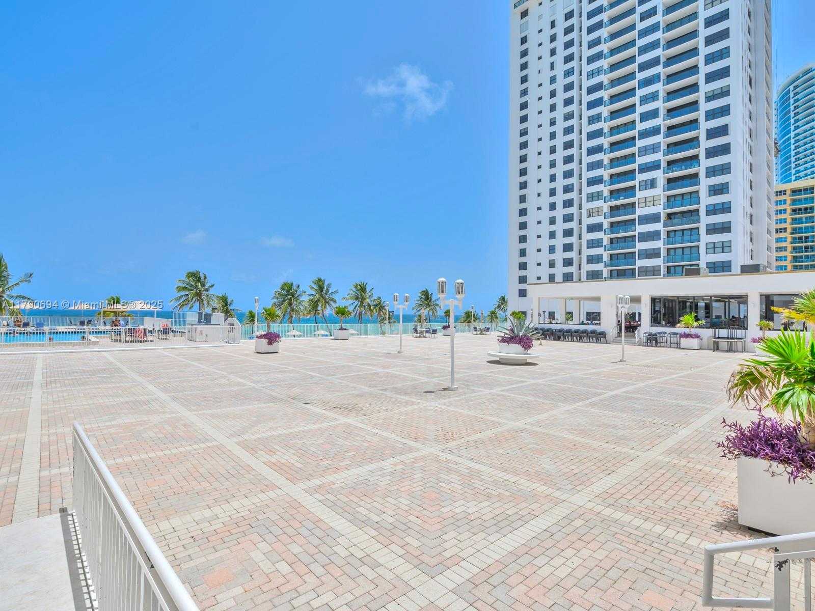 Small Image of 2101 SOUTH OCEAN DR #401, Hollywood Number 43