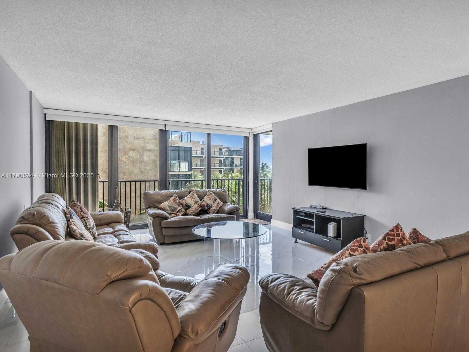 Small Image of 2101 SOUTH OCEAN DR #401, Hollywood Number 9