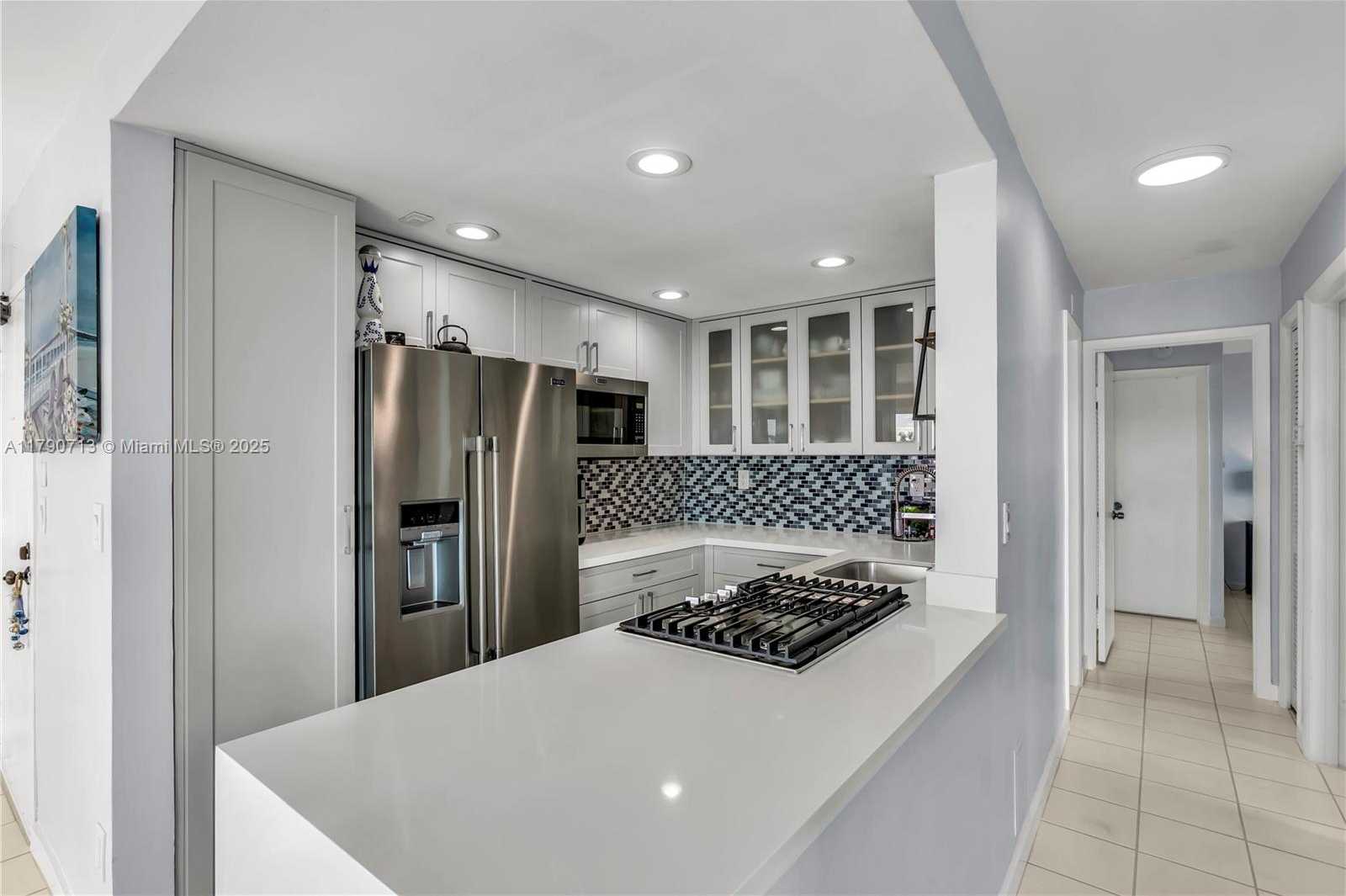 Small Image of 2201 BRICKELL AVE #77, Miami Number 17