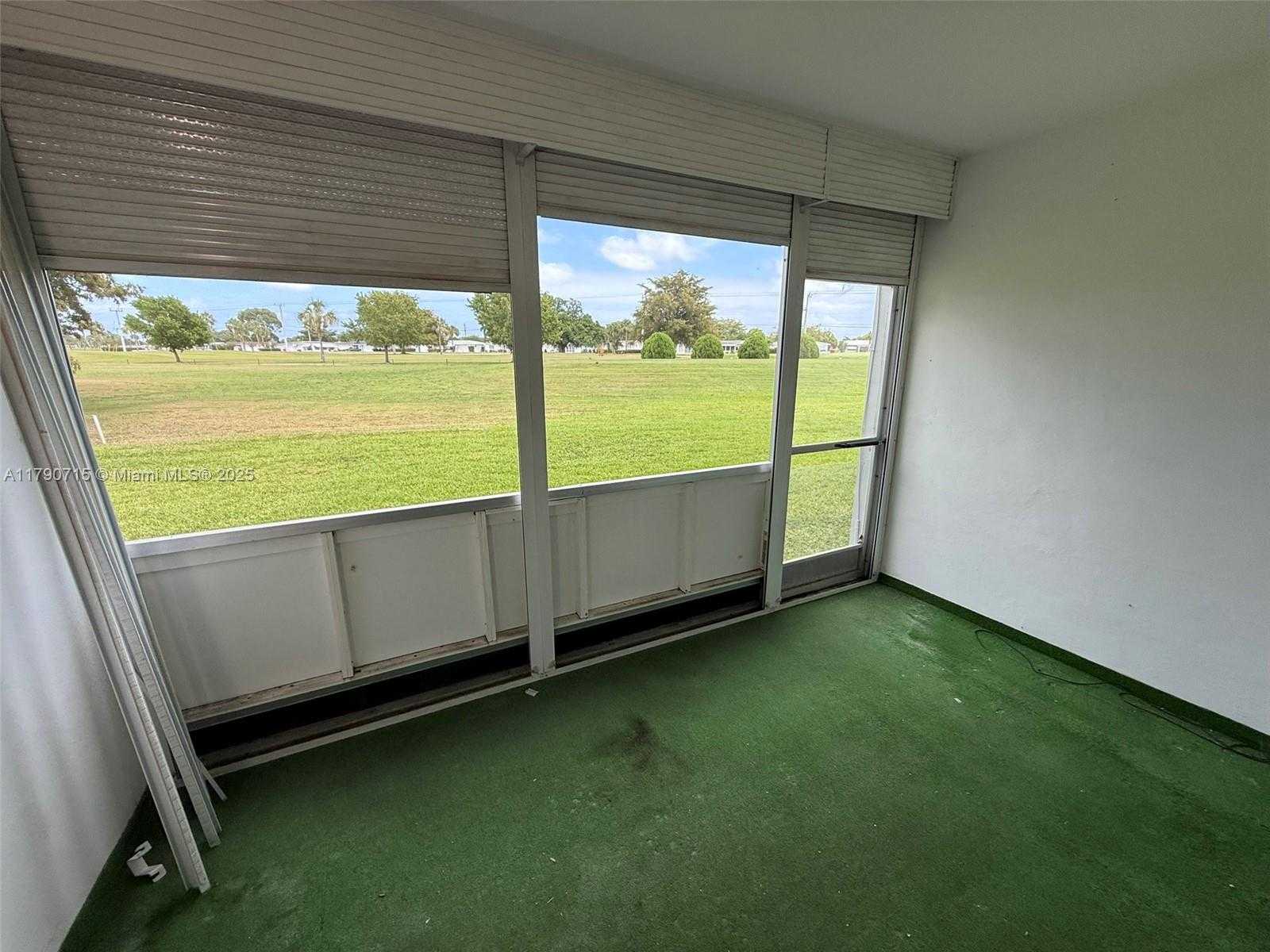 Small Image of 7797 GOLF CIR DR #102, Margate Number 11