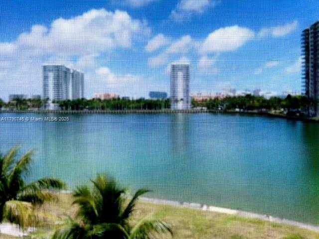 Small Image of 2999 #C409, Aventura Number 51