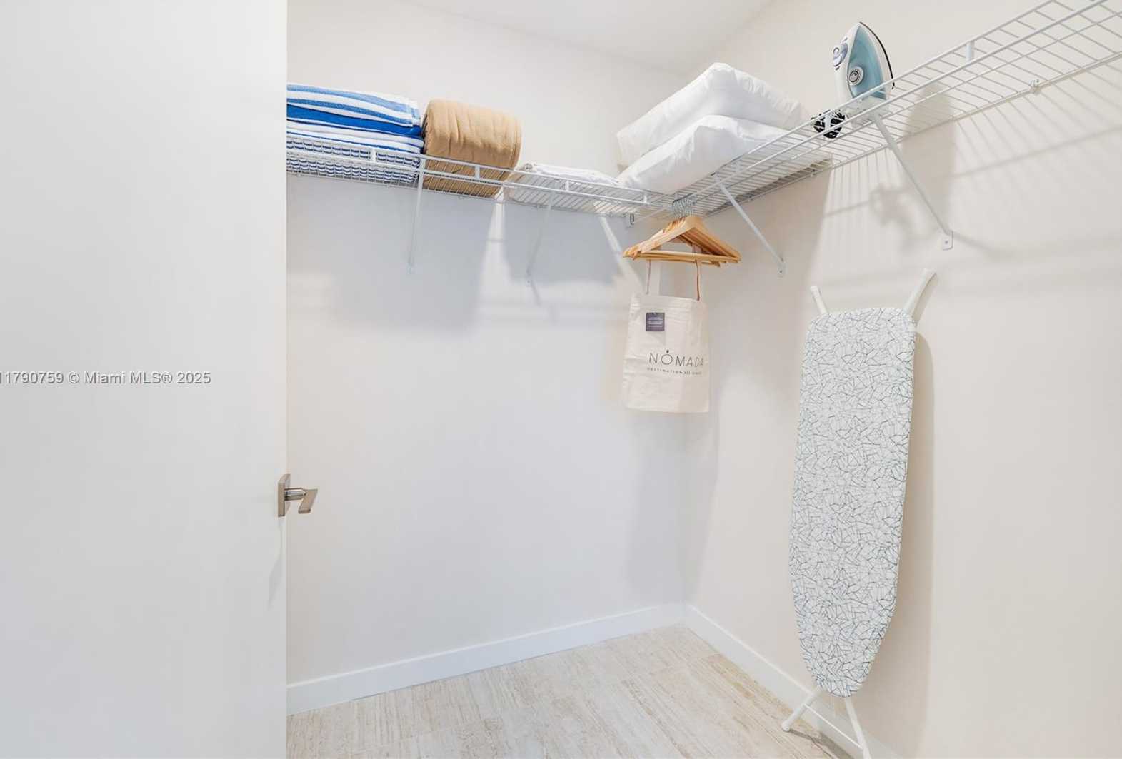 Small Image of 3900 BISCAYNE BLVD #N-821, Miami Number 6