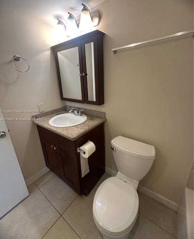 Small Image of 8400 SUNRISE LAKES BLVD #310, Sunrise Number 14