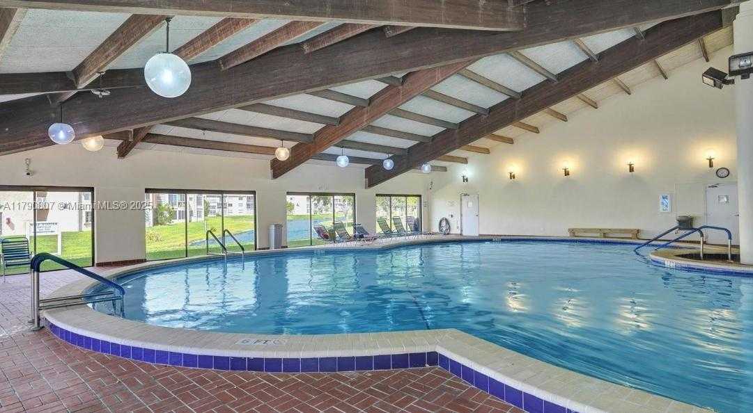 Small Image of 8400 SUNRISE LAKES BLVD #310, Sunrise Number 19