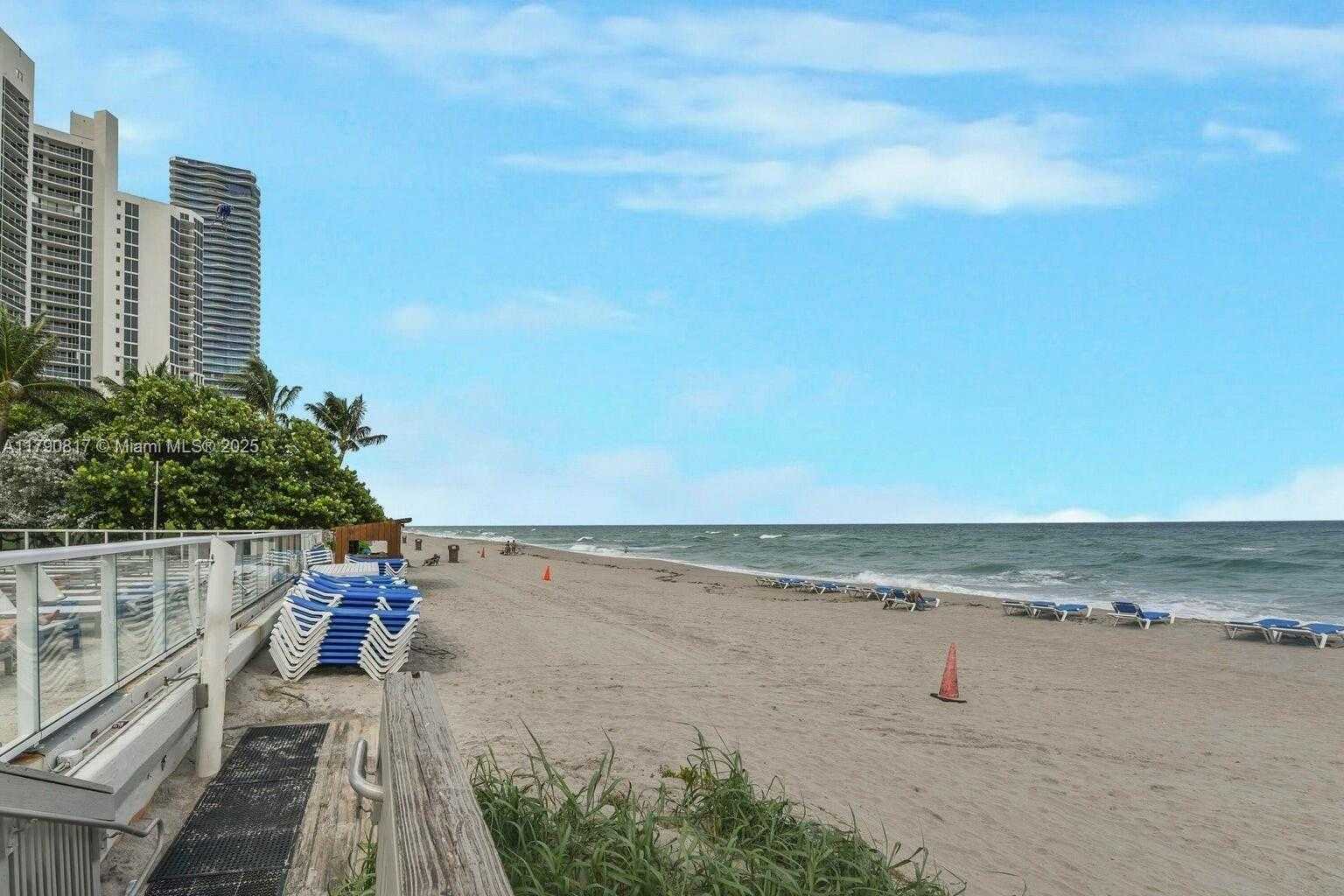 Small Image of 19201 COLLINS AVE #1025, Sunny Isles Beach Number 13
