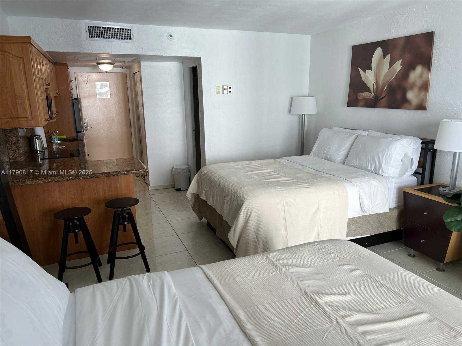 Small Image of 19201 COLLINS AVE #1025, Sunny Isles Beach Number 6