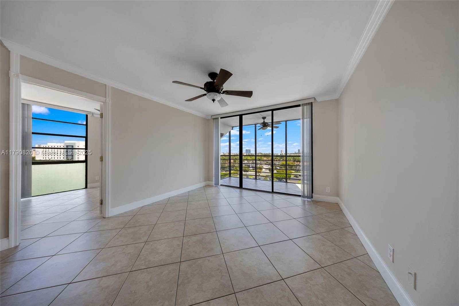 Small Image of 20400 E Country Club Dr, Aventura, FL 33180, USA Number 10