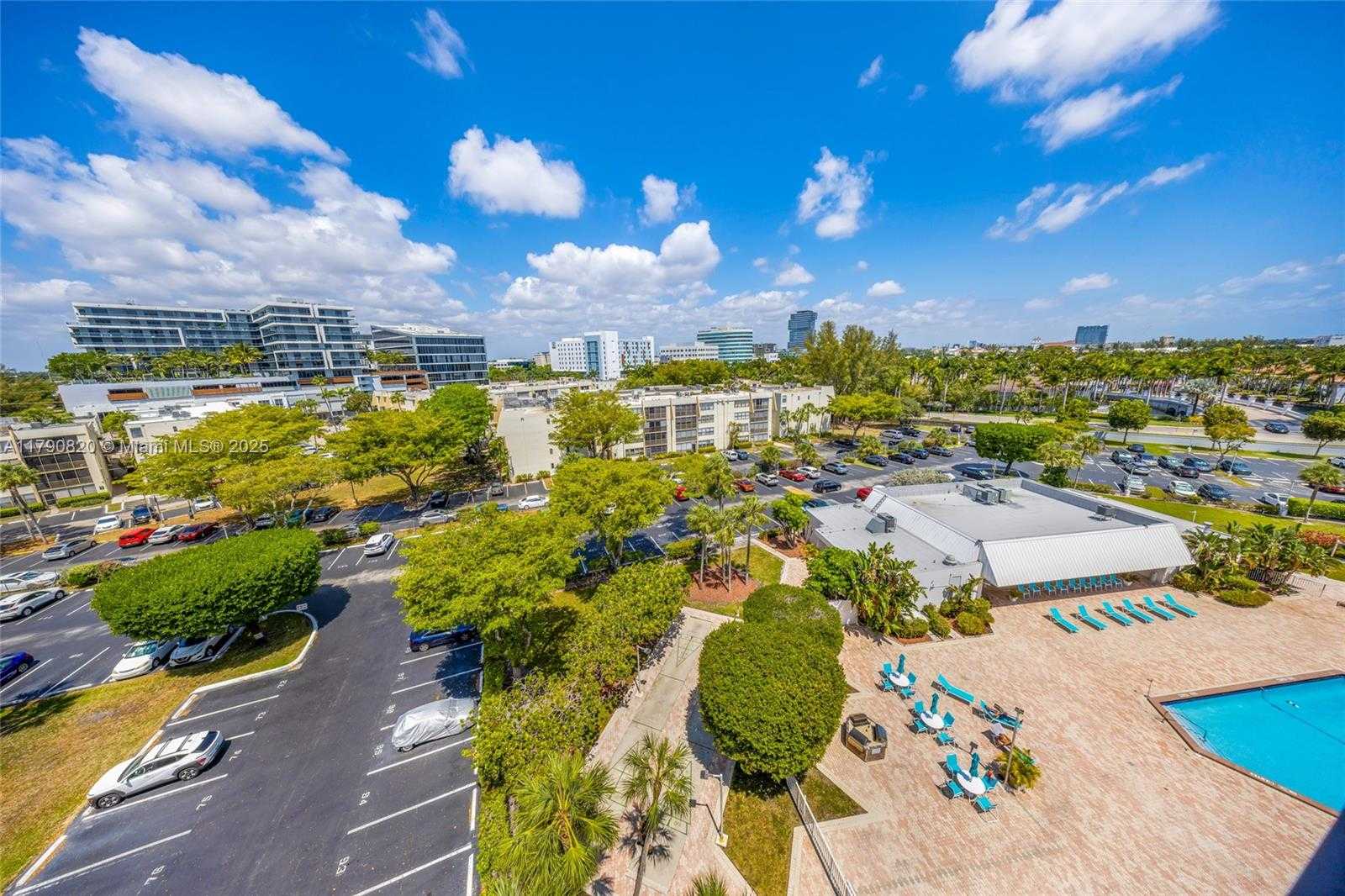 Small Image of 20400 E Country Club Dr, Aventura, FL 33180, USA Number 3