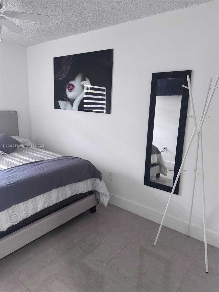 Small Image of 5308 SOUTH WEST 138TH PL, Miami Number 18