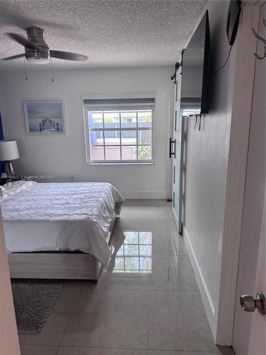 Small Image of 5308 SOUTH WEST 138TH PL, Miami Number 19