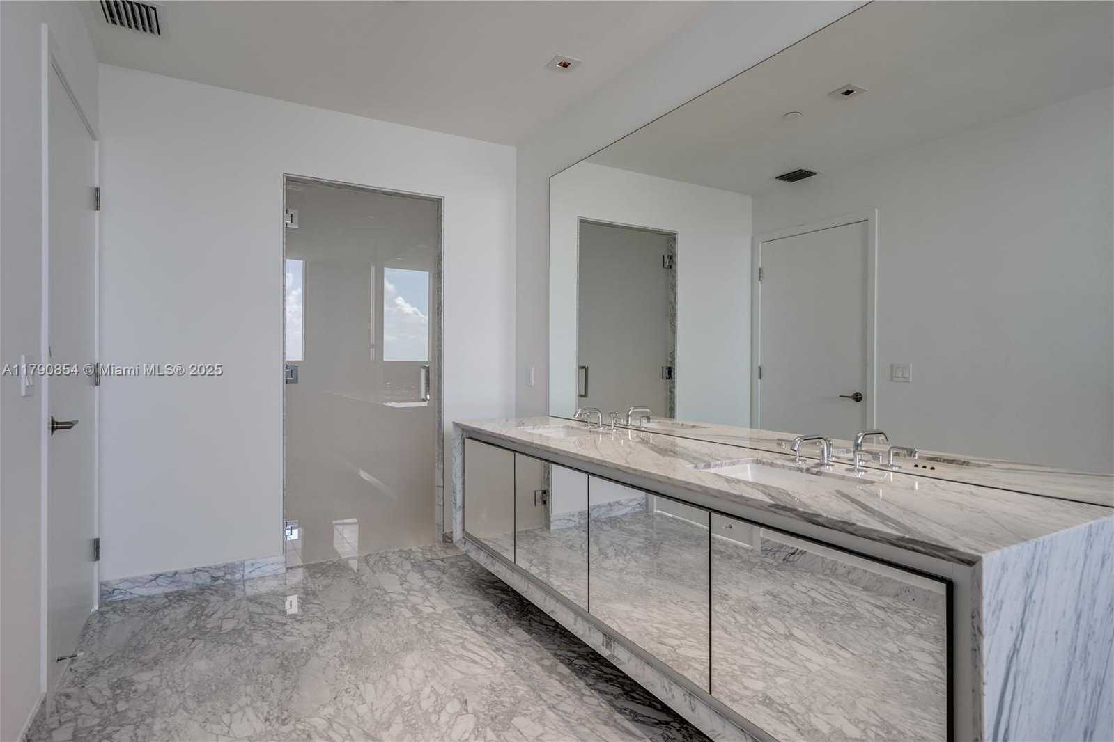 Small Image of 788 NORTH EAST 23 ST #3102, Miami Number 19