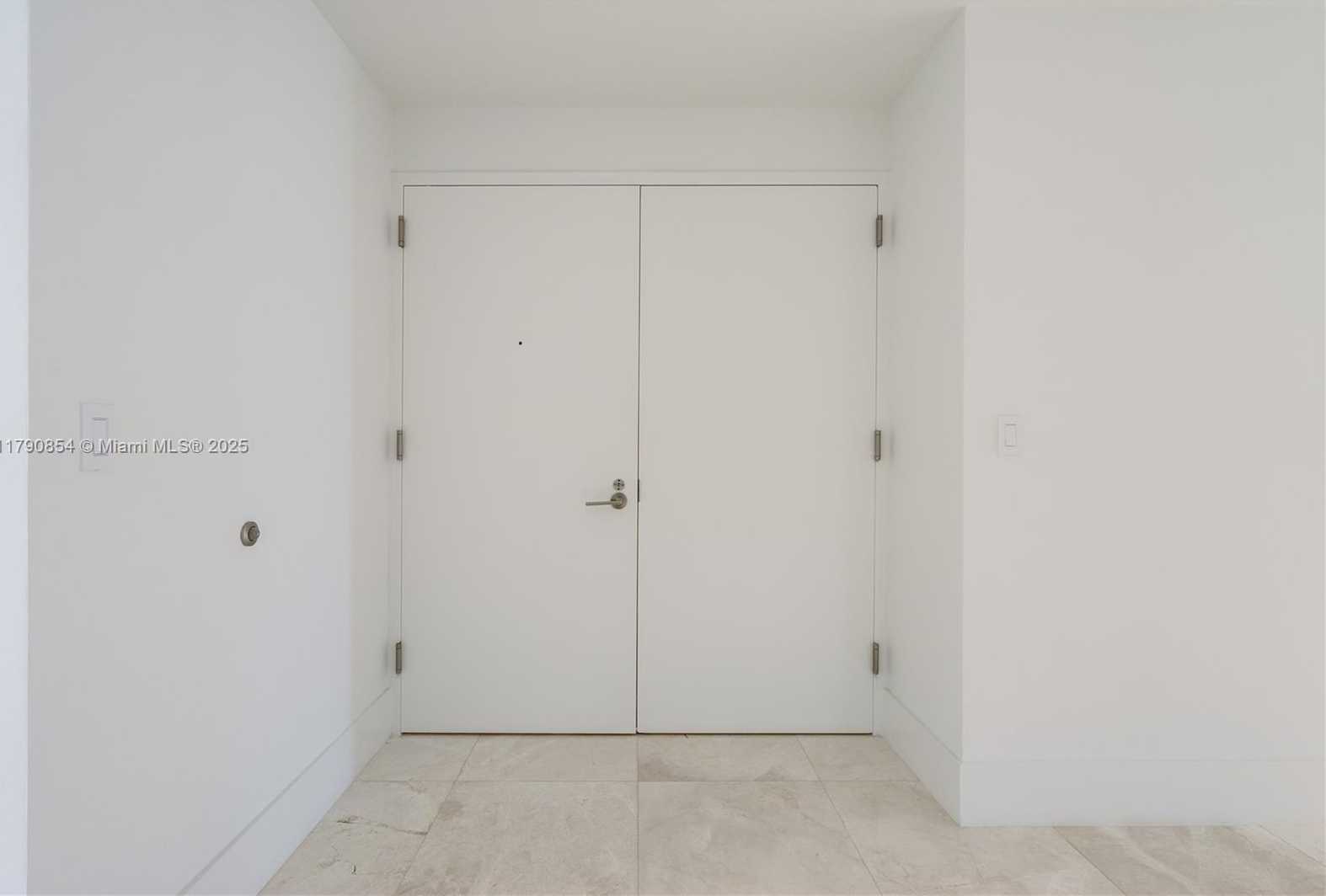 Small Image of 788 NORTH EAST 23 ST #3102, Miami Number 32