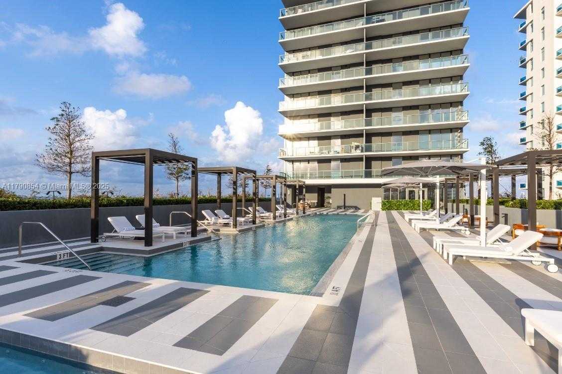 Small Image of 788 NORTH EAST 23 ST #3102, Miami Number 38