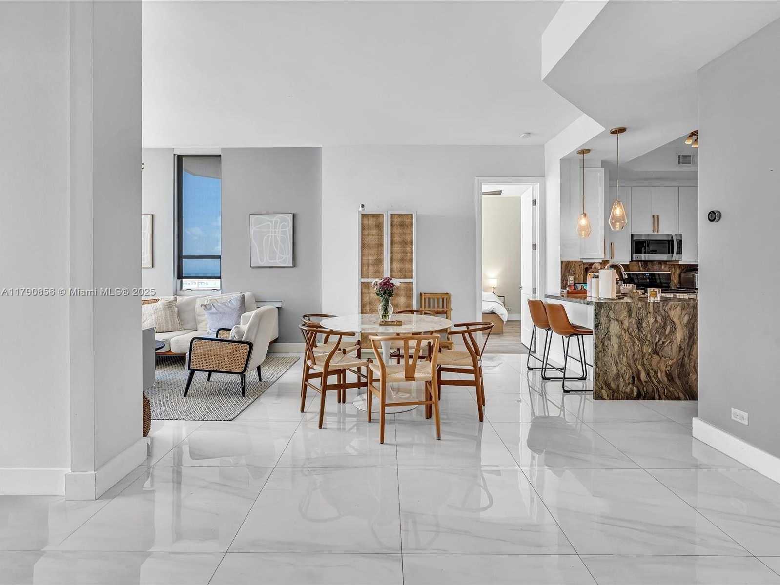 Small Image of 888 BRICKELL KEY DR #2709, Miami Number 14