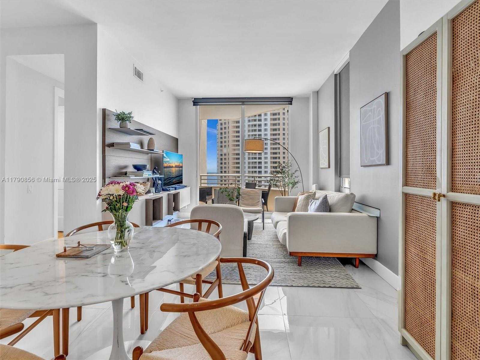 Small Image of 888 BRICKELL KEY DR #2709, Miami Number 5