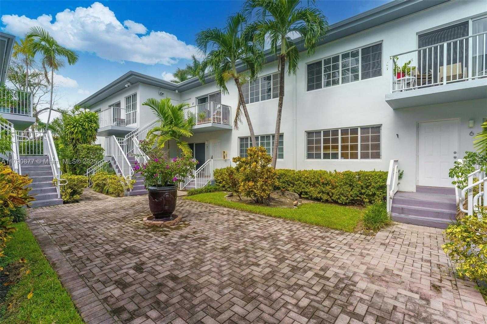 Small Image of 9280 BAY HARBOR TER ##26, Bay Harbor Islands Number 13