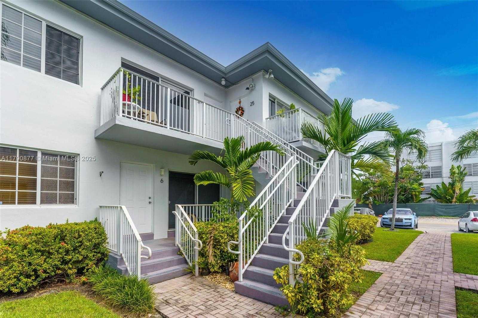 Small Image of 9280 BAY HARBOR TER ##26, Bay Harbor Islands Number 14