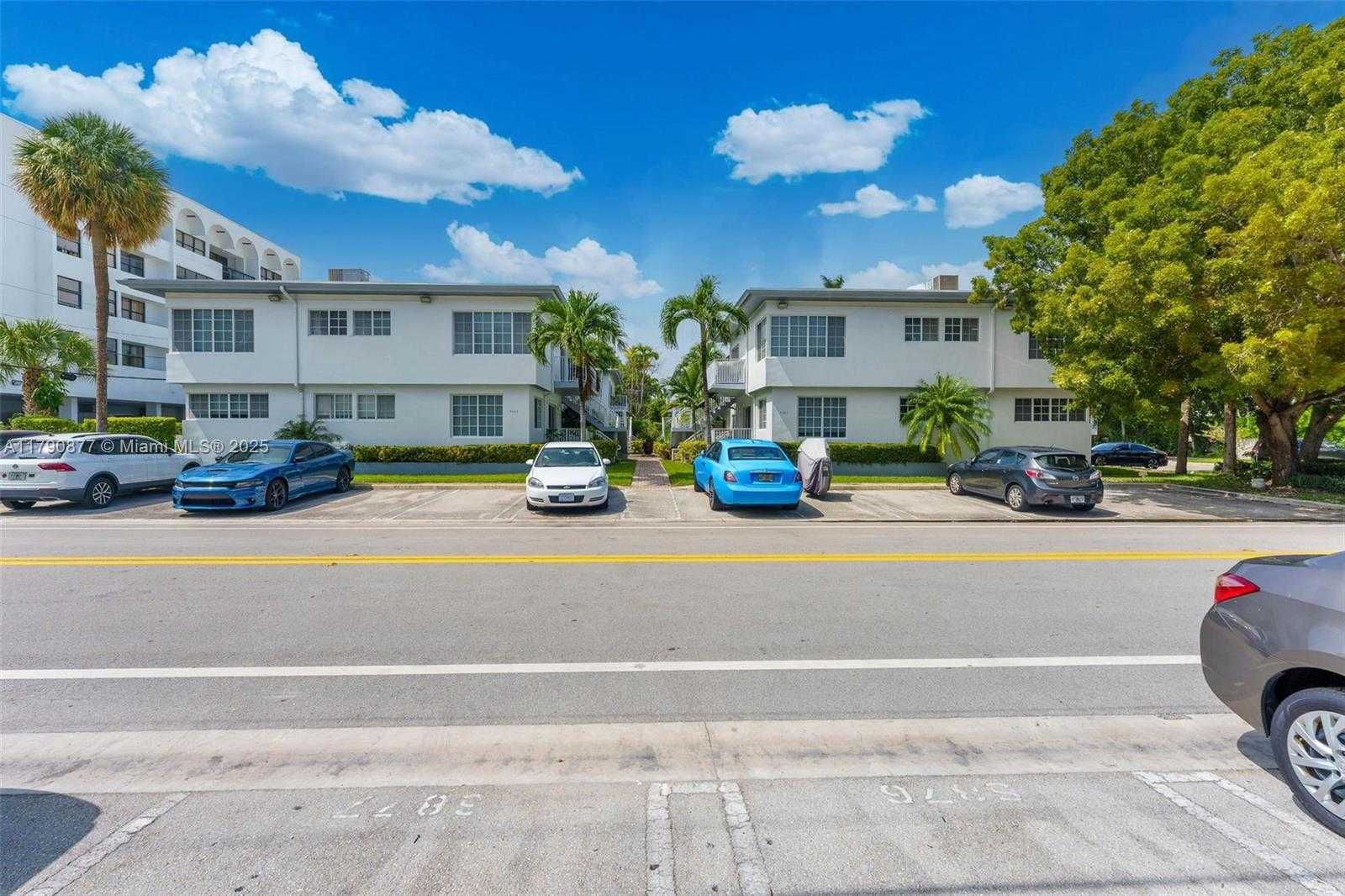 Small Image of 9280 BAY HARBOR TER ##26, Bay Harbor Islands Number 16