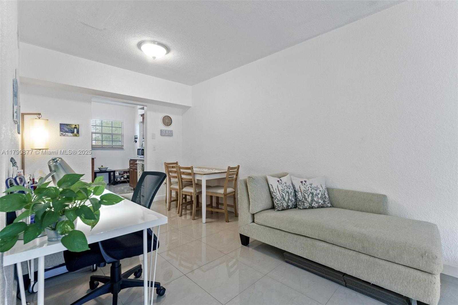 Small Image of 9280 BAY HARBOR TER ##26, Bay Harbor Islands Number 4