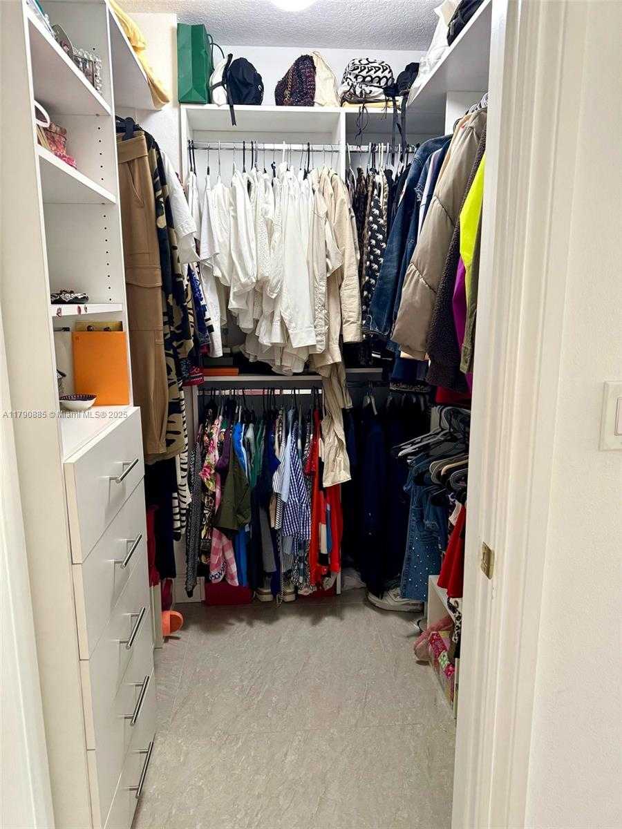 Small Image of 3001 NORTH EAST 185TH ST #225, Aventura Number 28