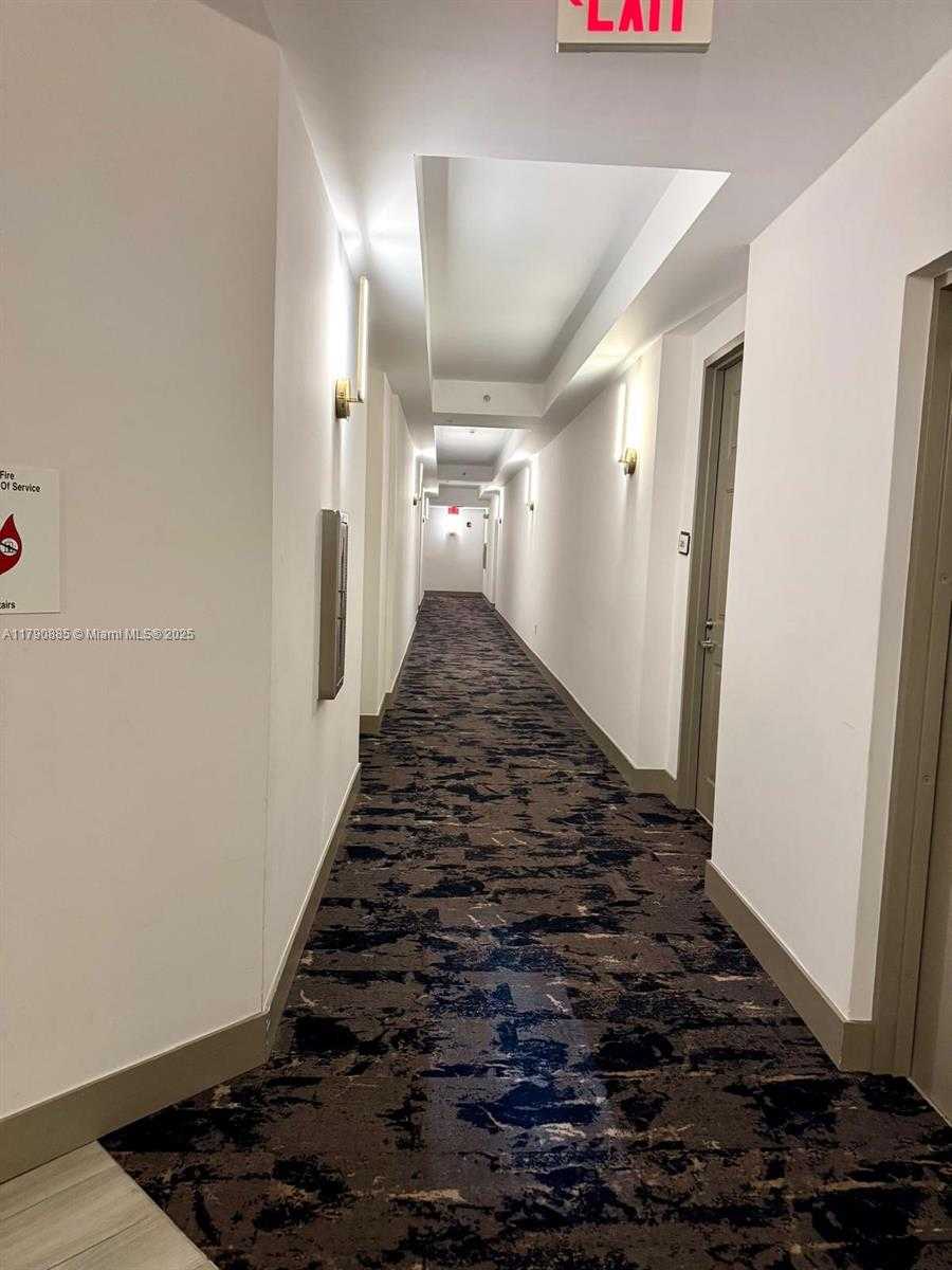 Small Image of 3001 NORTH EAST 185TH ST #225, Aventura Number 39