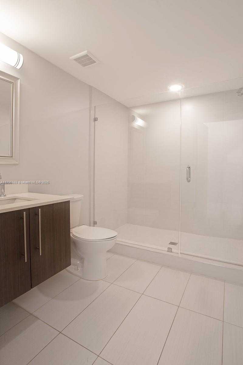 Small Image of 7825 NORTH WEST 107TH AVE #417, Doral Number 3
