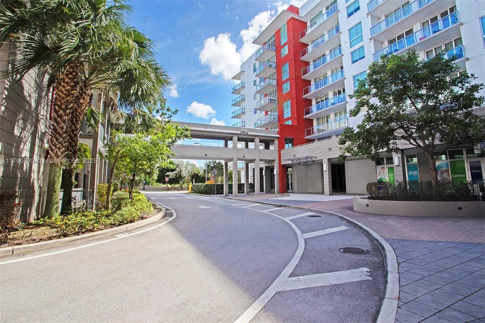 Small Image of 7825 NORTH WEST 107TH AVE #417, Doral Number 37