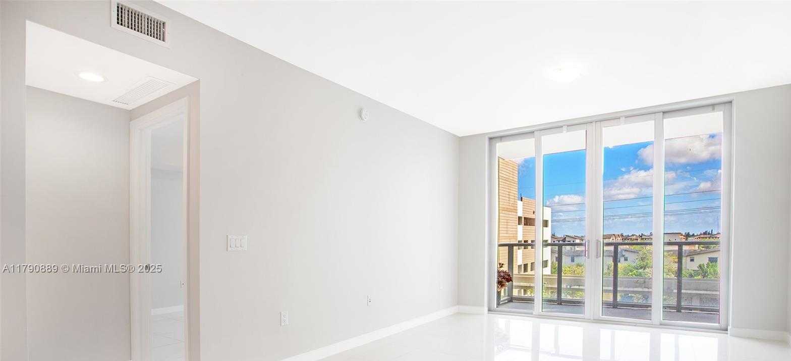 Small Image of 7825 NORTH WEST 107TH AVE #417, Doral Number 6