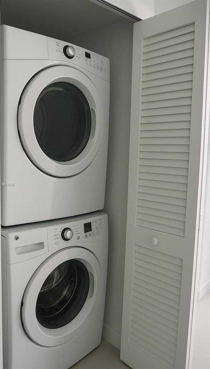 Small Image of 488 NORTH EAST 18TH ST #1209, Miami Number 7